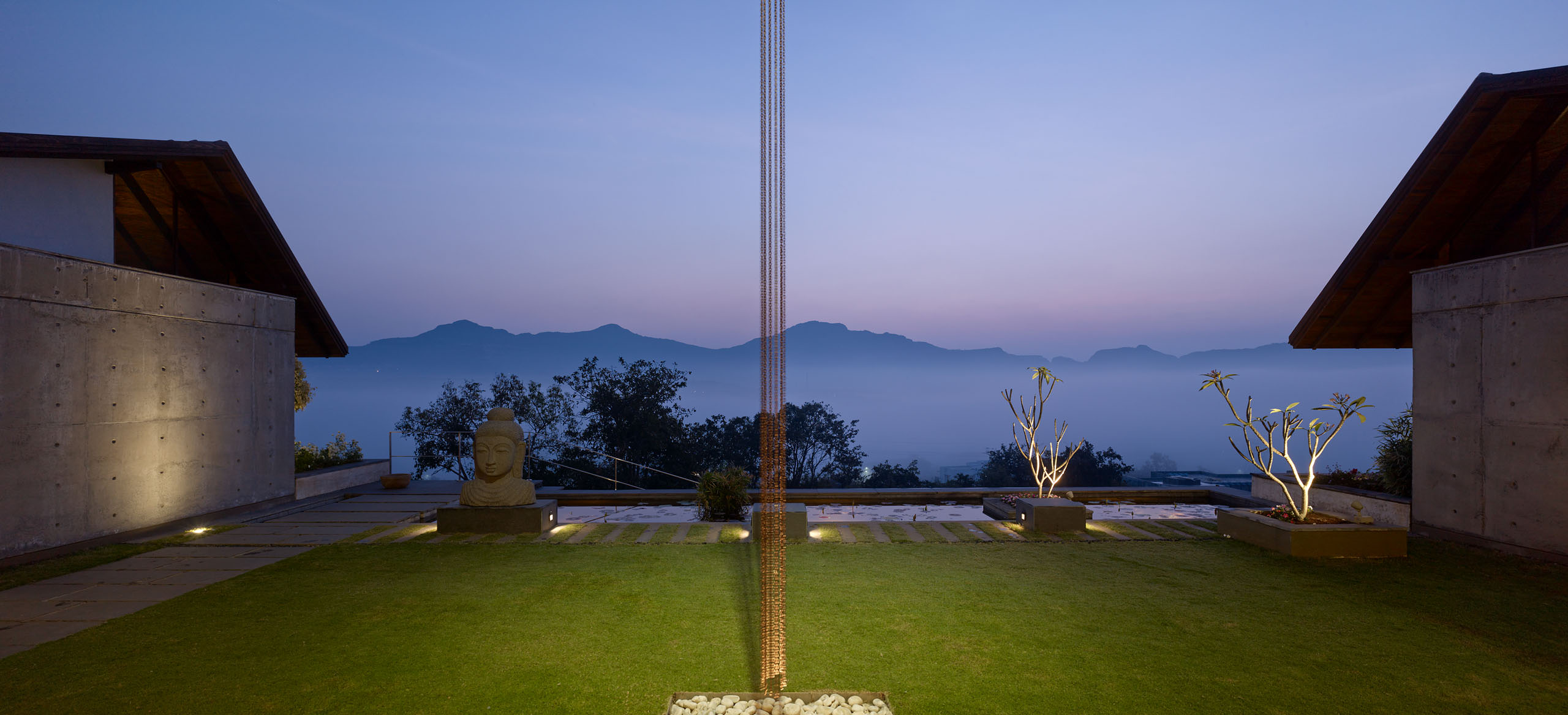 E14489 Alpa 042129p j2560